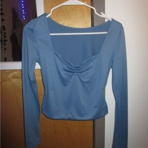 Long sleeve blue sweatshirt top